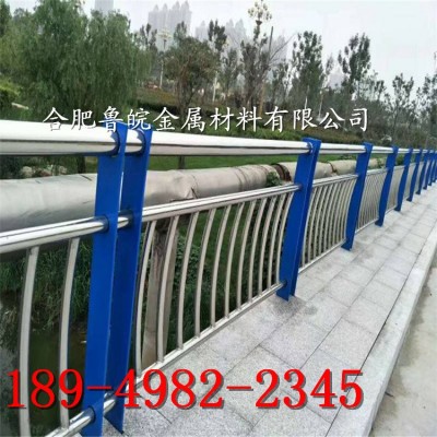 不锈钢复合管护栏 景观护栏 焊接好 紧密安全性高图3