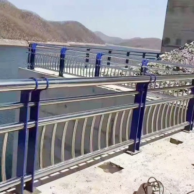 不锈钢桥梁护栏城市立交桥防撞护栏道路隔离栏杆河道景区围栏图2