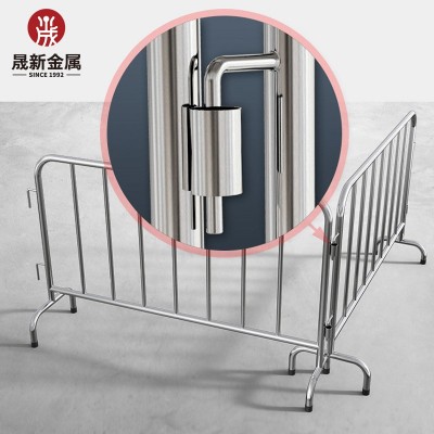 批发不锈钢铁马护栏移动栏杆交通防护围栏地铁临时隔离栏图3
