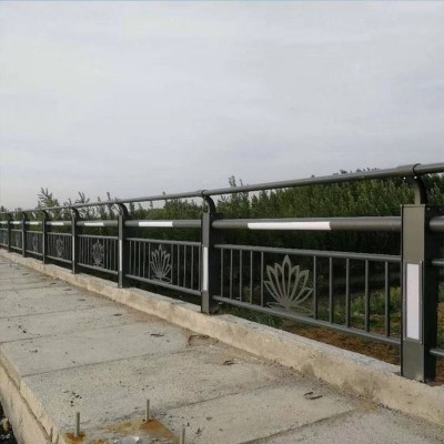 不锈钢桥梁灯光护栏 河道景观护栏 铝合金护栏 复合管灯光护栏图4