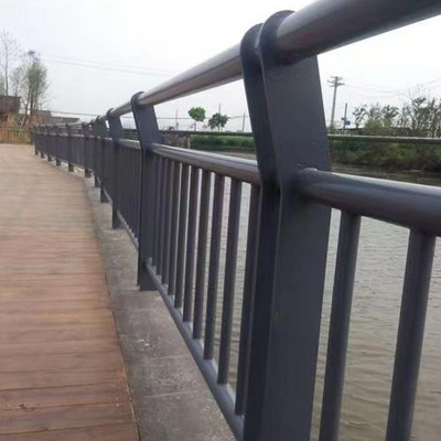 桥梁护栏防撞不锈钢河堤护栏景观河道护栏河边人行道防护安全栏杆图2