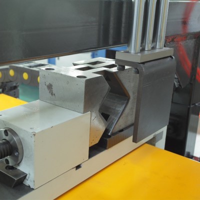 全自动切管机MC-425CNC 金属切割数控高速切管机自动送料切割设备图3