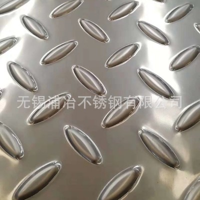 厂家供应不锈钢花纹板 不锈钢楼梯踏步防滑板不锈钢印花板可切割图4