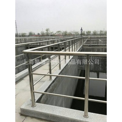 定制安装广场 小区学校操场不锈钢304圆管方管栏杆 扶手