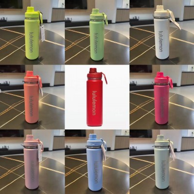 露露lululemonl双层304不锈钢户外运动水壶710ml学生保温保冷水杯