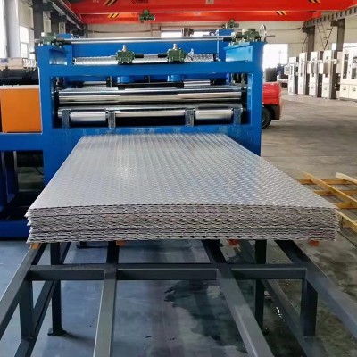 304不锈钢花纹板防滑板厂家直供压花扁豆花纹316L不锈钢板花纹板图3