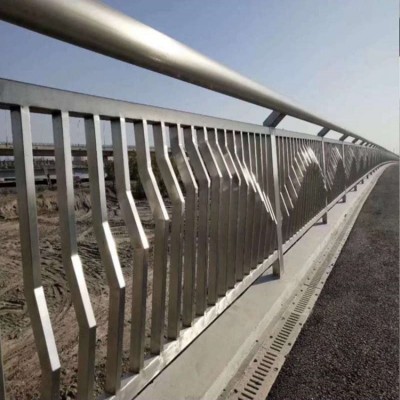 厂家防撞护栏高速公路间隔护栏加工不锈钢装饰护栏量大优惠图4