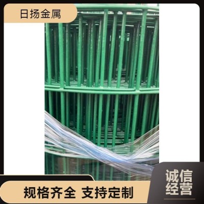 日扬金属牛栏网生产厂家 草原网畜牧业编结网围栏定制图2