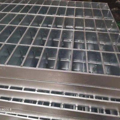 鑫壤 钢格板厂家 适用光伏发电检修通道格栅板 热镀锌网格板定制图3