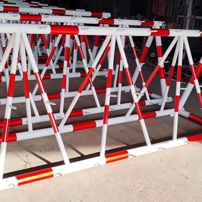 青岛拒马护栏道路隔离路障移动隔离栏交通挡车拒马防冲撞设施厂家图5