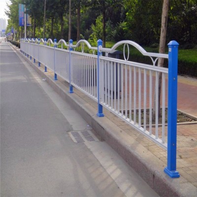 市政道路护栏 城市公路马路中央人行道安全隔离防撞护栏 市政护栏图4