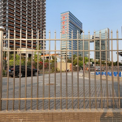 不锈钢围墙护栏厂家 工业园厂区围墙建筑隔离围栏不锈钢防护栏杆图2