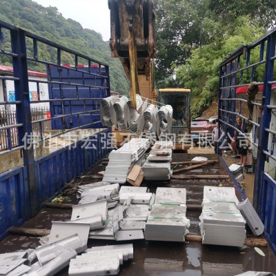 批发桥梁伸缩缝304不锈钢遮盖护板 高速公路防撞挡板预制板加工图2